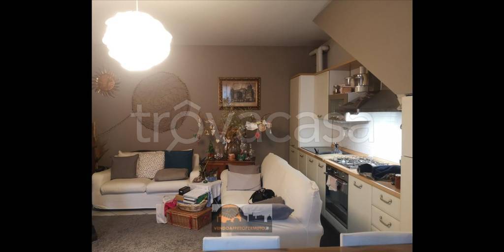 Appartamento in vendita a Treviglio via Calvenzano