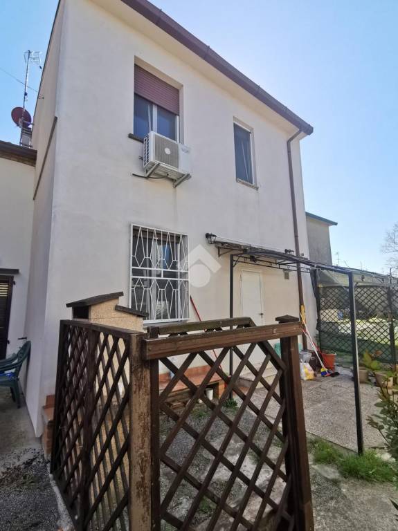 Casa Indipendente in vendita a Lugo carrara dal Buono, 9
