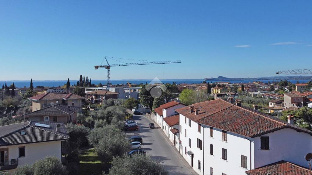 Appartamento in vendita a Toscolano-Maderno via Religione, 36