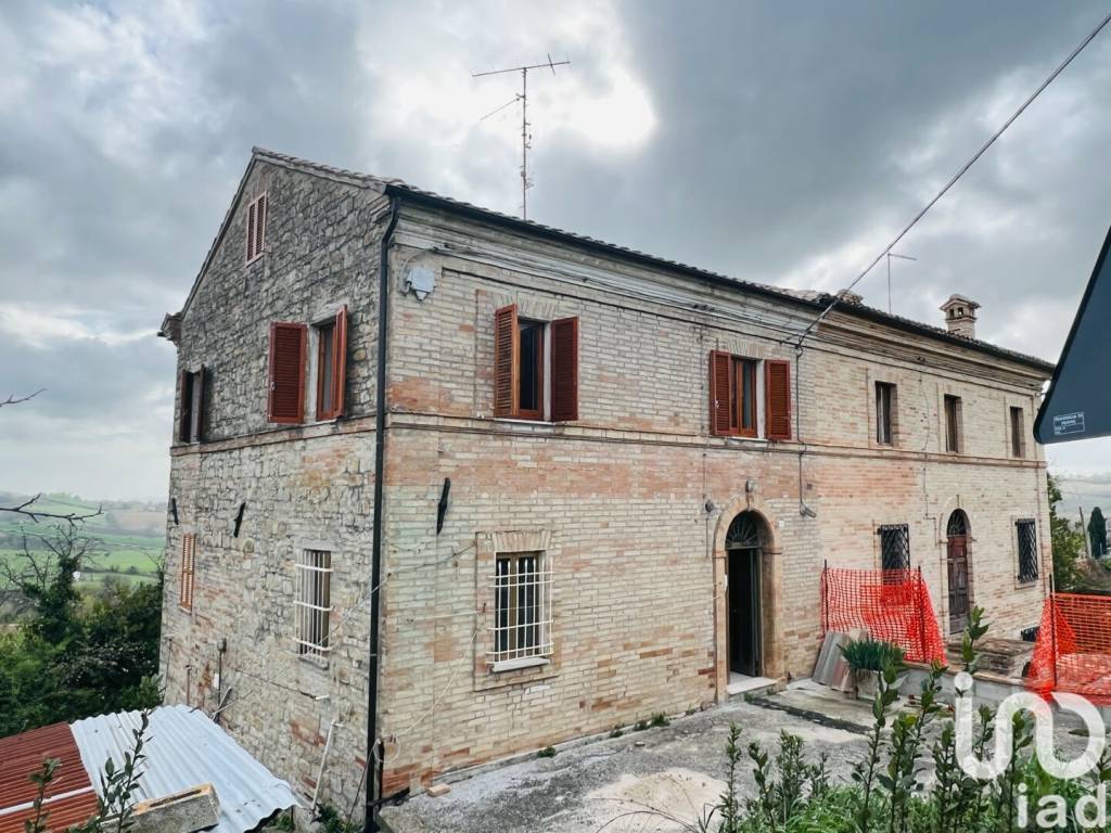 Villa in vendita a Servigliano via commenda
