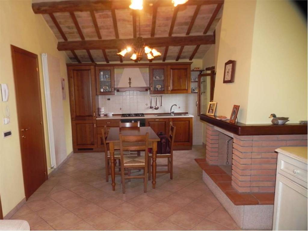 Appartamento in vendita ad Arcevia frazione Montale, 30