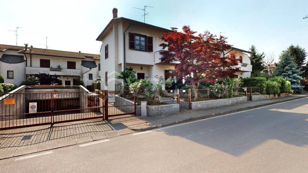Villa a Schiera in vendita a Pessano con Bornago