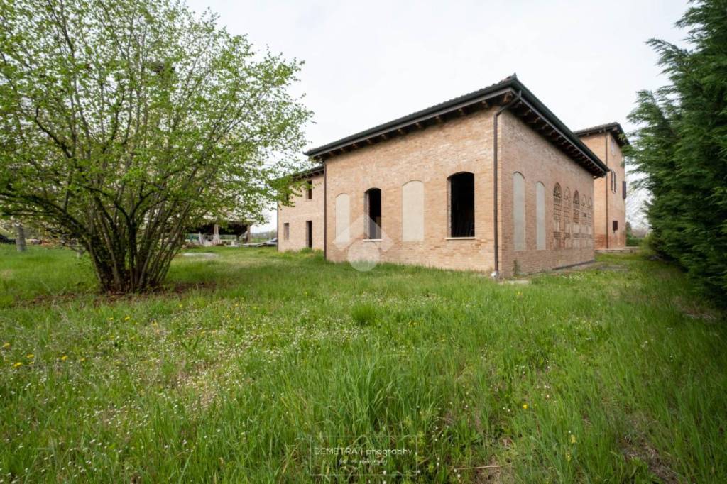 Villa Bifamiliare in vendita a Castelvetro di Modena via Lunga, 1