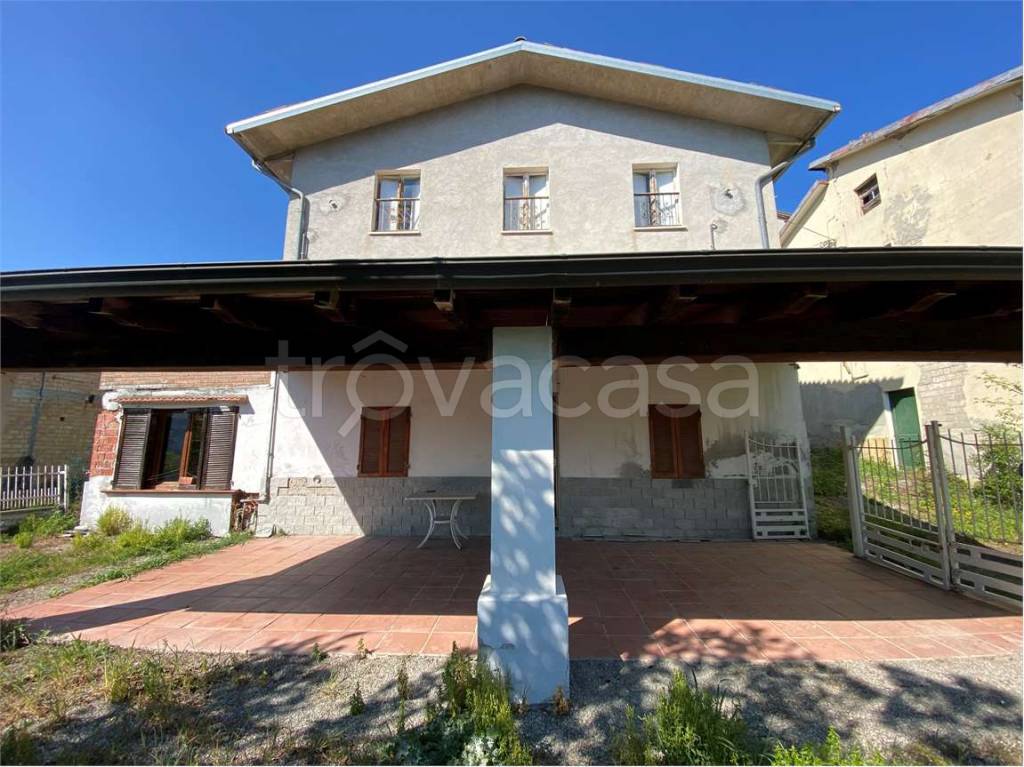 Casa Indipendente in vendita a Neviano degli Arduini strada Borgo Cedonia, 31
