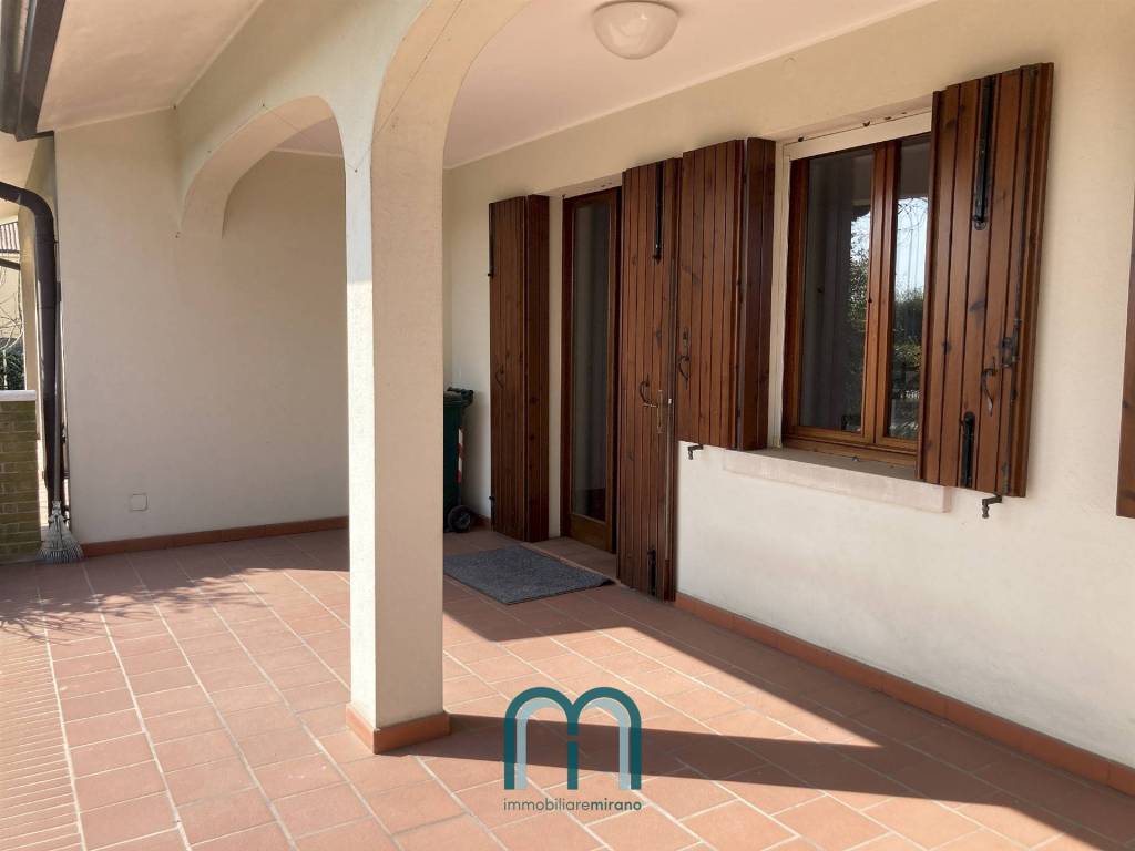 Villa a Schiera in vendita a Mirano via scaltenigo