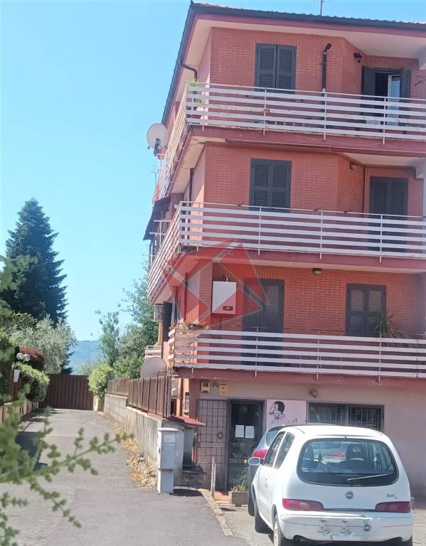 Appartamento in vendita a Gallicano nel Lazio viale Aldo Moro