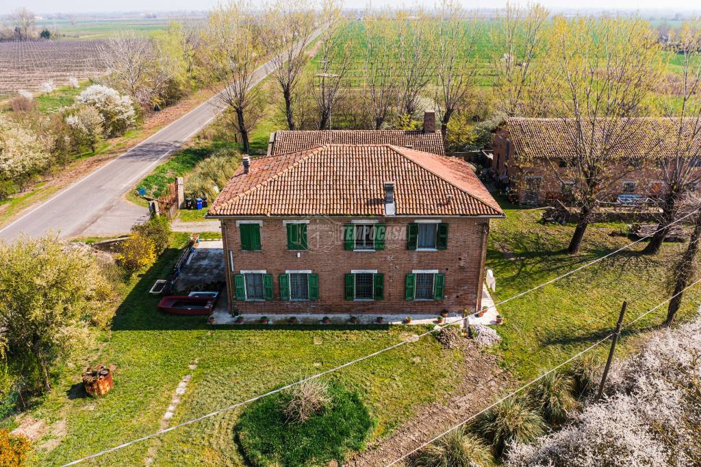 Villa in vendita a Carpi gruppo 1