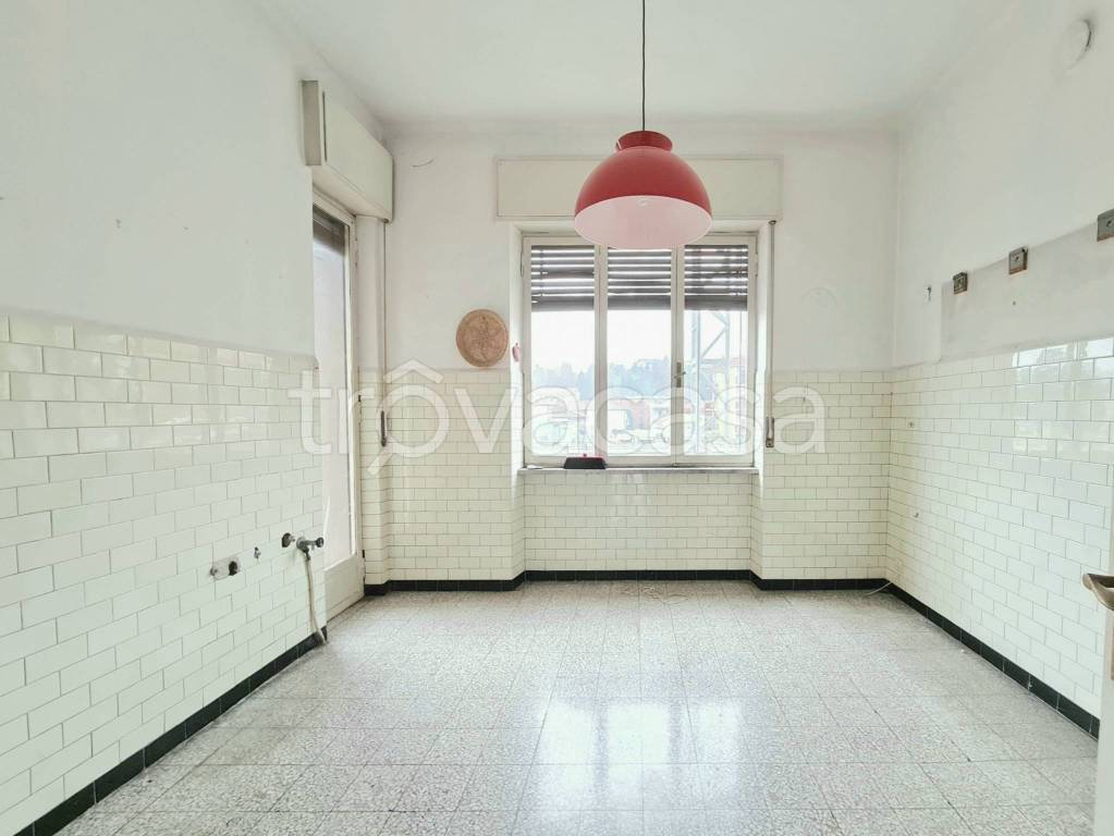 Appartamento in vendita ad Alba corso Piave, 14