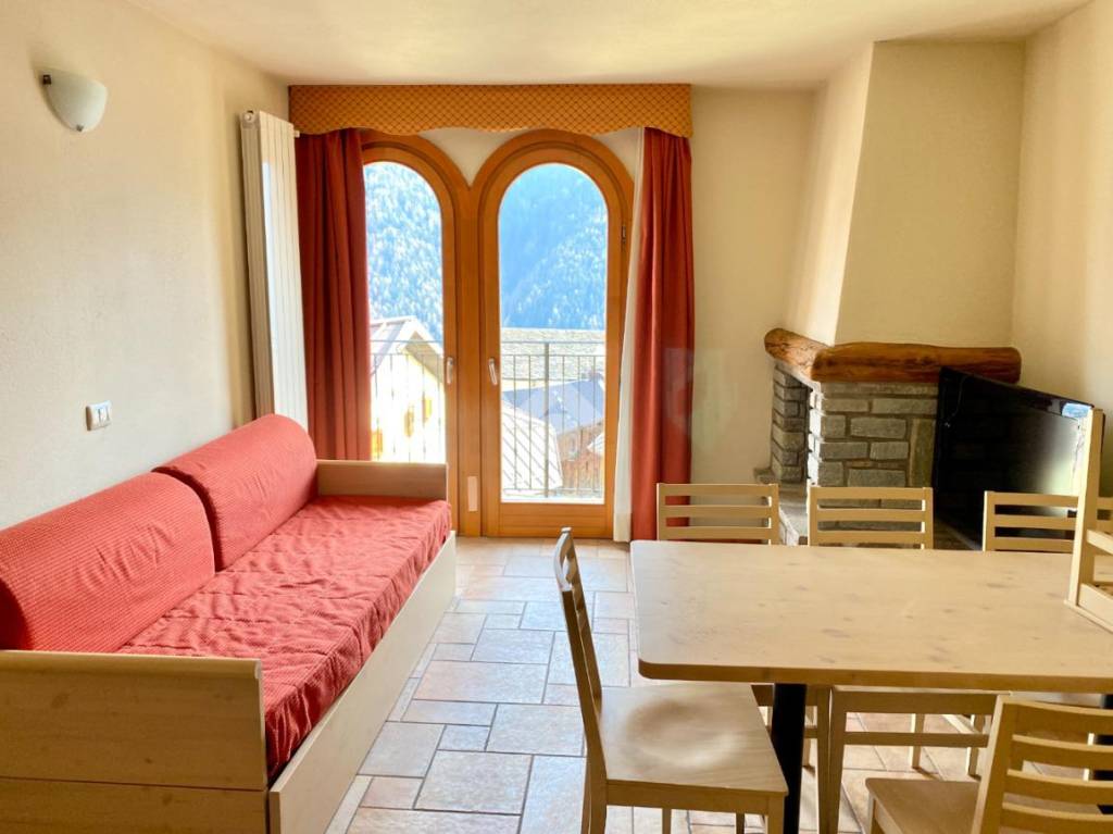 Appartamento in vendita a Temù via Alpi