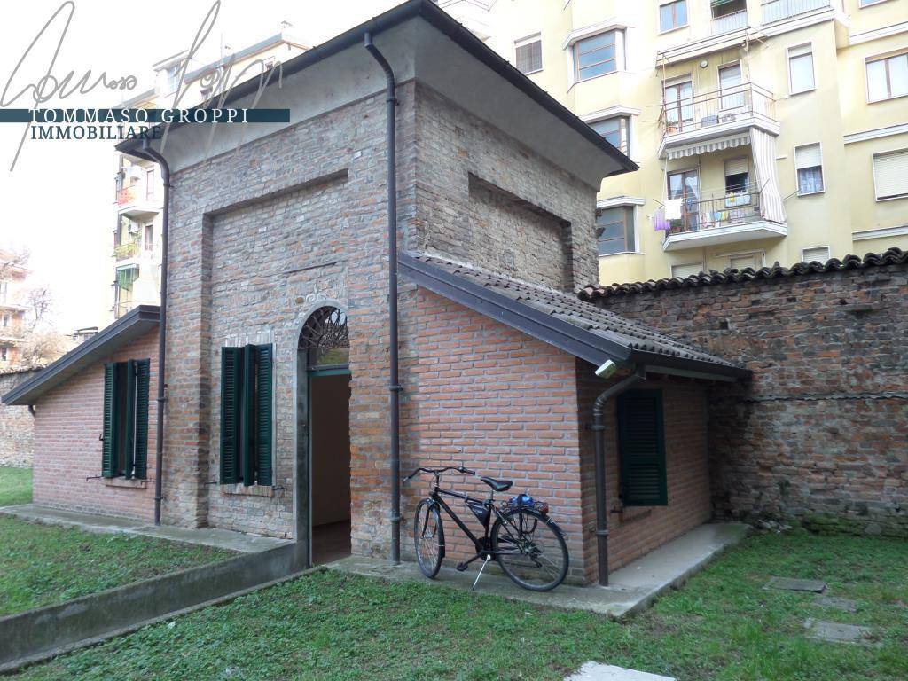 Casa Indipendente in vendita a Piacenza via Beverora