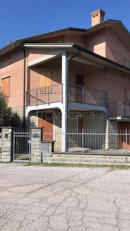 Casale in in vendita da privato a Riva del Po via Giacomo Puccini