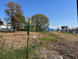 Terreno industriale in vendita a bologna via persicetana vecchia