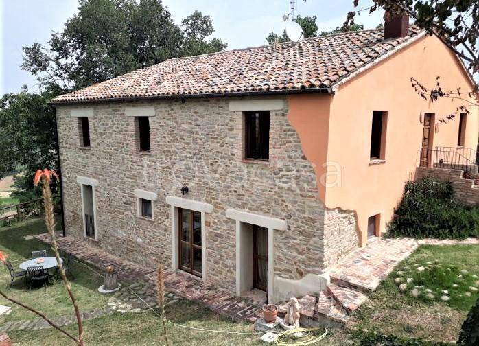 Casa Indipendente in vendita a Sant'Ippolito