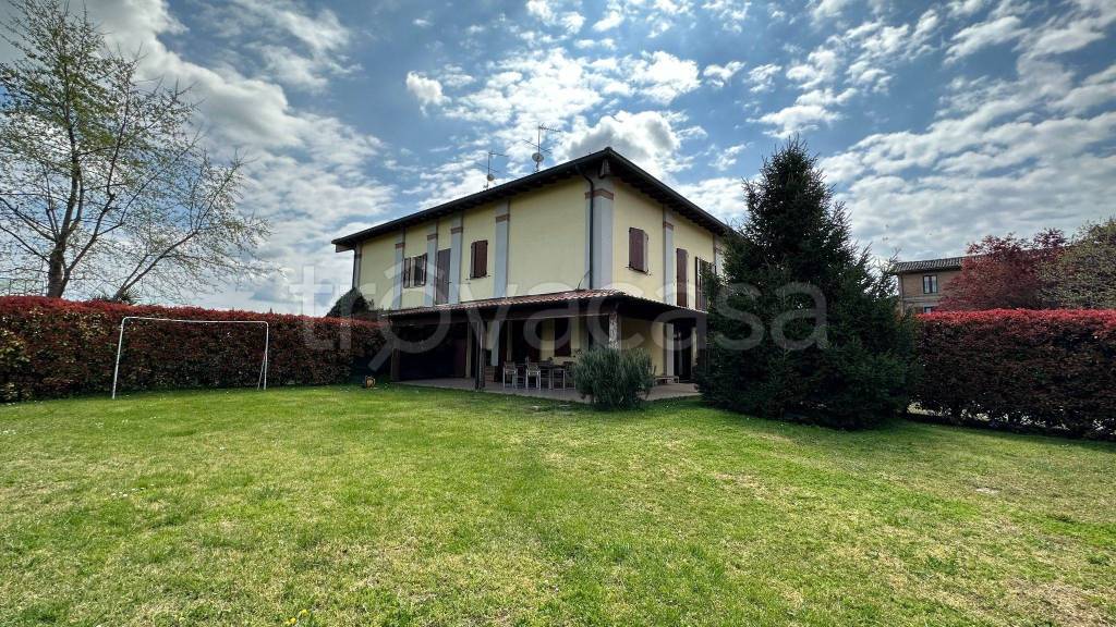Casa Indipendente in in vendita da privato a Castelfranco Emilia via Cassola di Sotto, 74