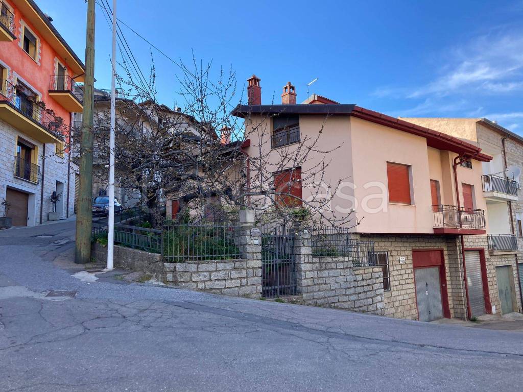 Villa in in vendita da privato a Gavoi via Taloro, 36