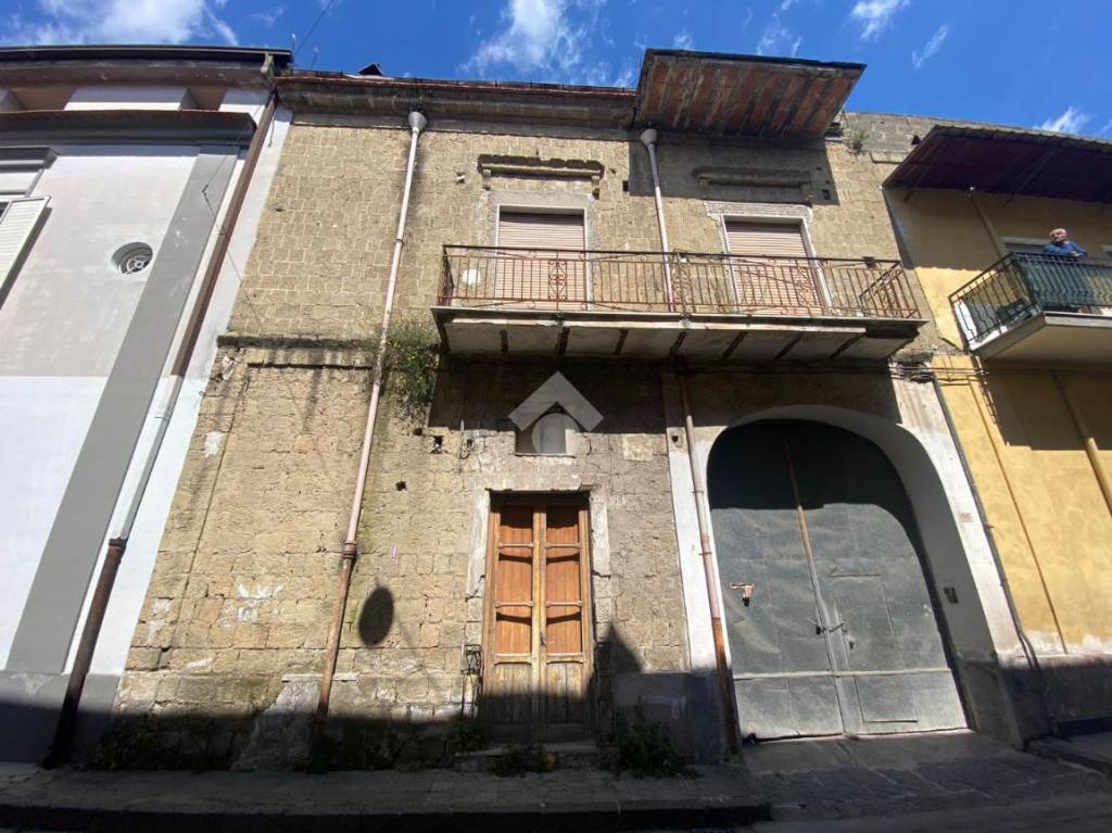 Casa Indipendente in vendita a Caivano via Guglielmo Marconi, 96