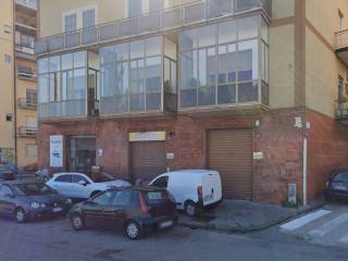 Garage in affitto a benevento via posillipo, 45