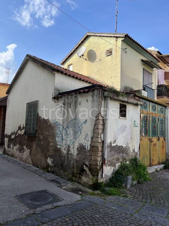 Appartamento in vendita a Lusciano piazza Torre