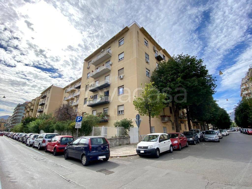 Appartamento in vendita a Palermo via Marchese di Villabianca, 126