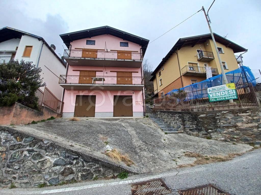 Villa in vendita a Gera Lario via Montemezzo