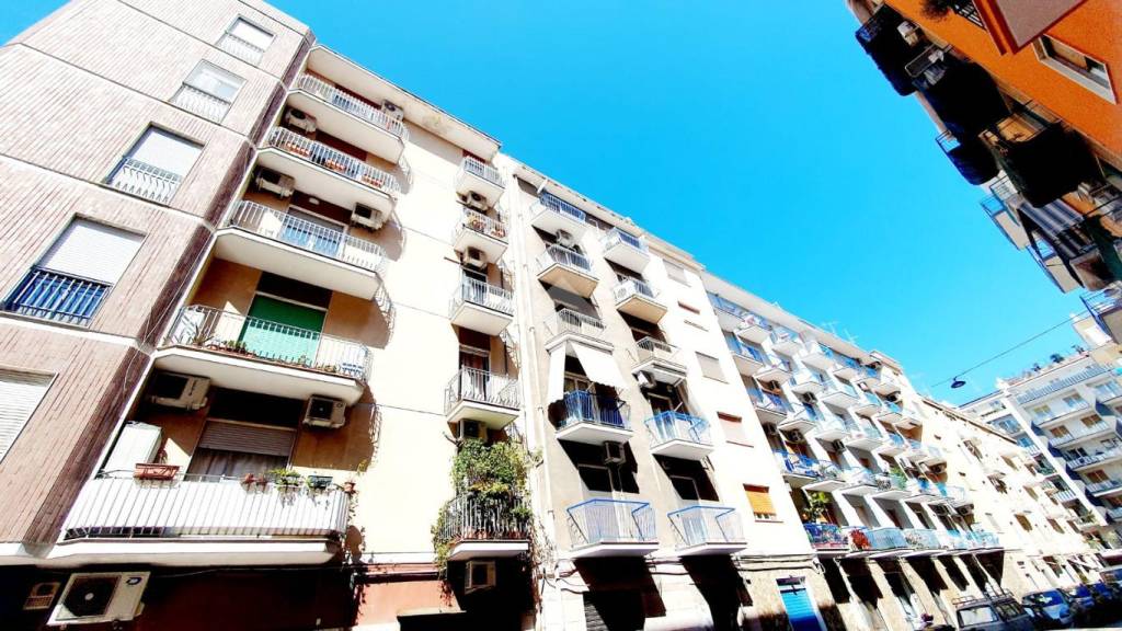 Appartamento in vendita a Bari via carnia, 24