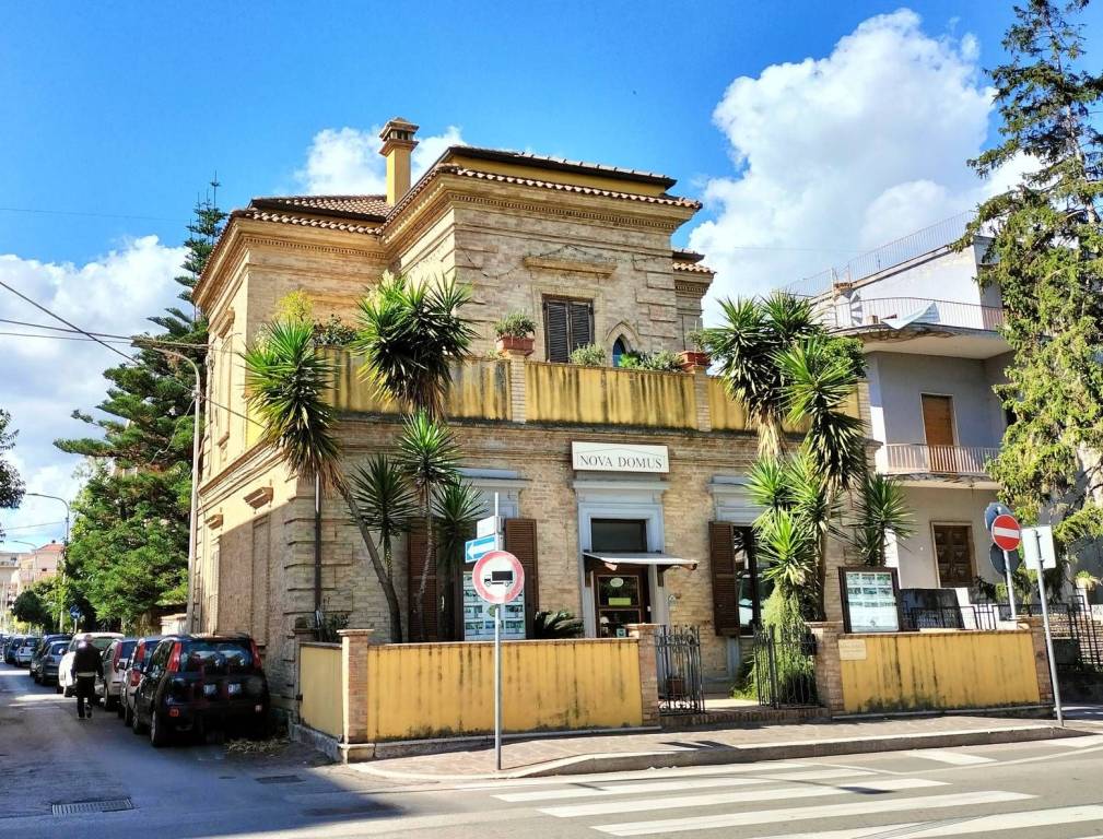 Villa Bifamiliare in vendita a Montesilvano via Publio Ovidio Nasone, 2