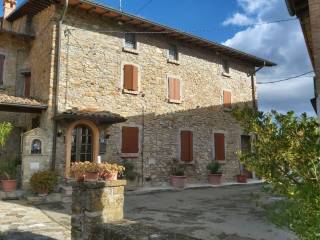 Rustico in vendita a neviano degli arduini strada quinzano s.n.c