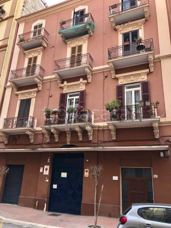 Appartamento in vendita a Taranto via Duca degli Abruzzi, 14
