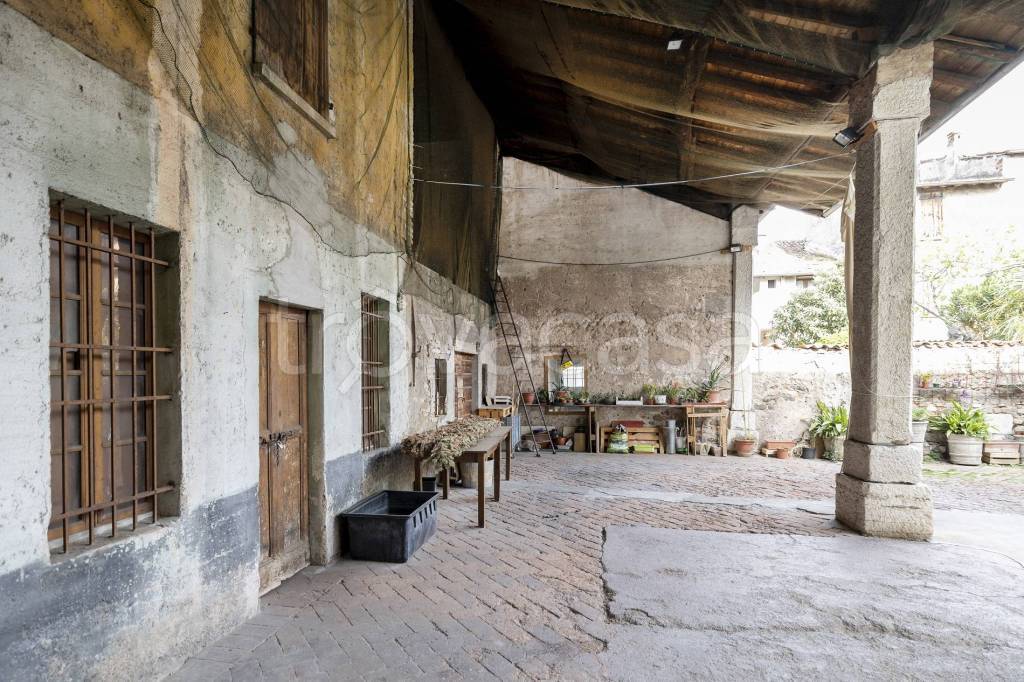 Casa Indipendente in vendita a Borgosatollo via Roma