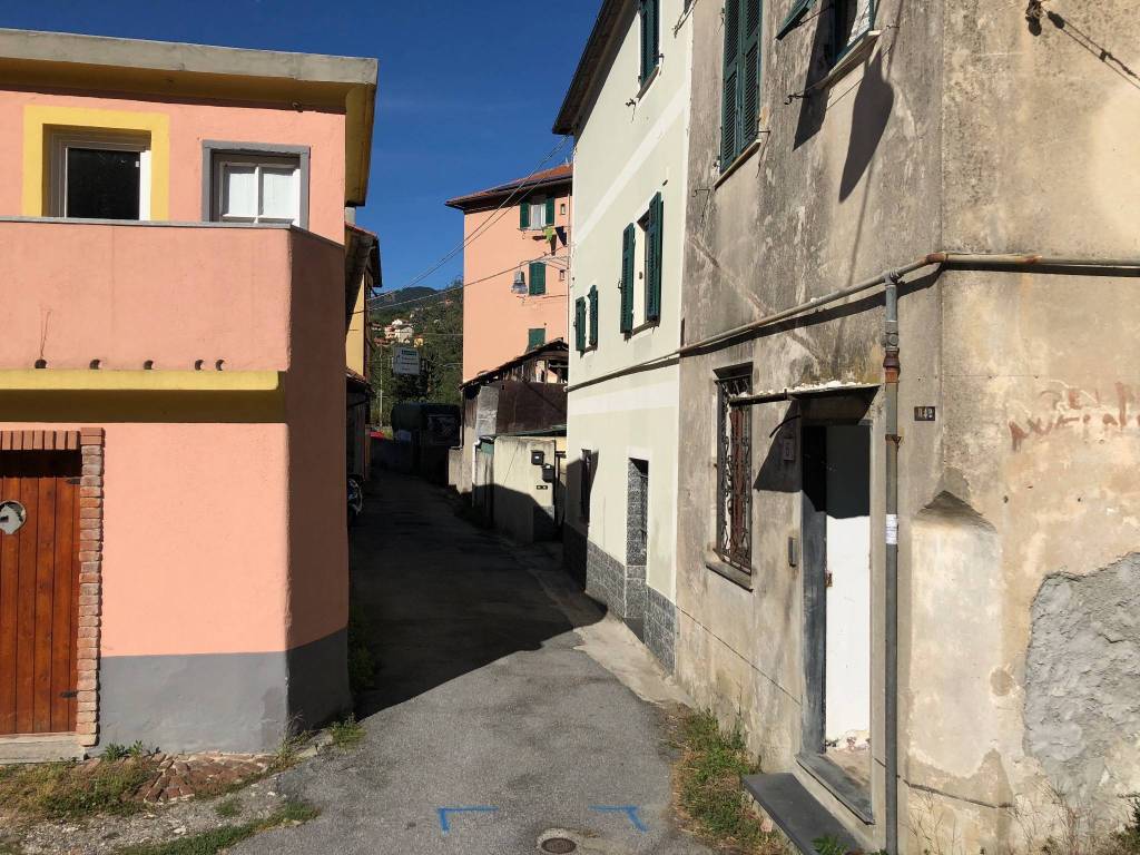 Appartamento in vendita a Genova via Cremeno