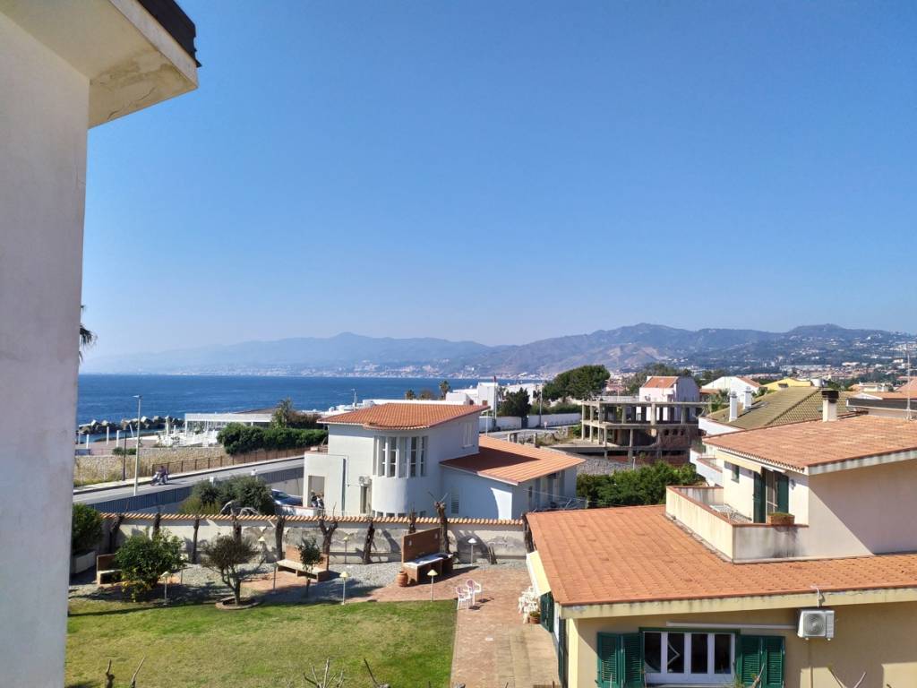 Villa Bifamiliare in vendita a Messina via Circuito Torre Faro, snc