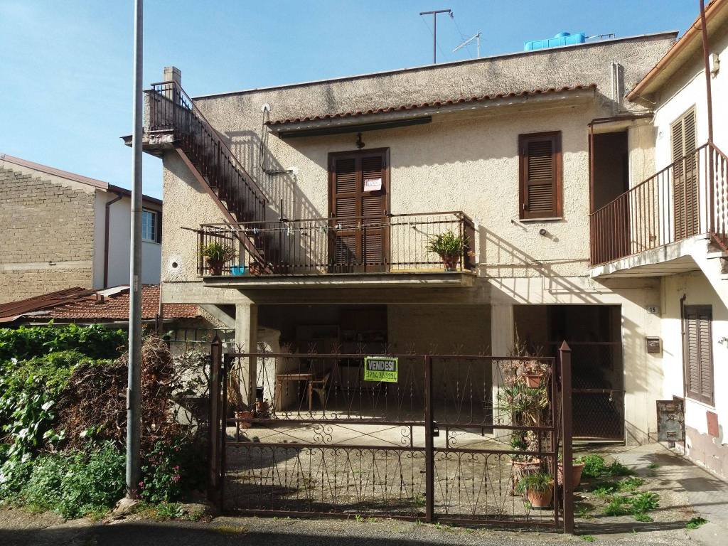 Casa Indipendente in in vendita da privato a Montelibretti via Tinello, 15