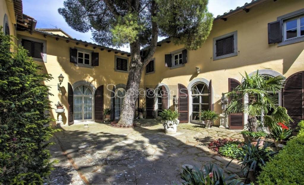 Villa in vendita a Greve in Chianti via collegalle
