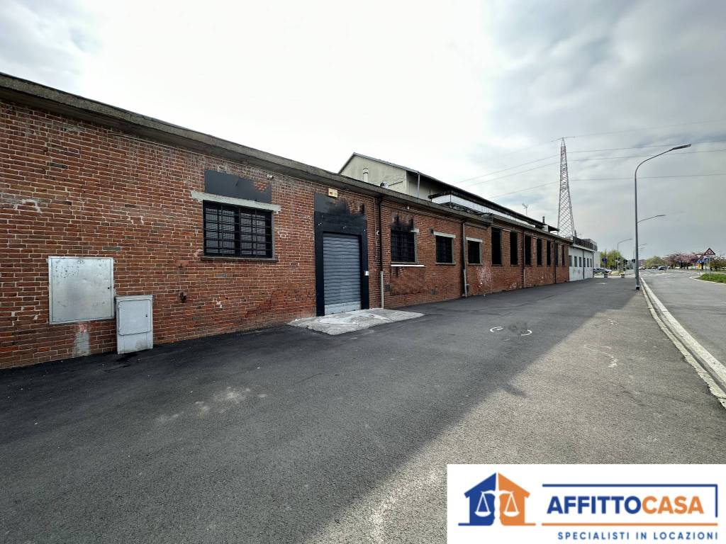 Capannone Industriale in affitto a Carmagnola
