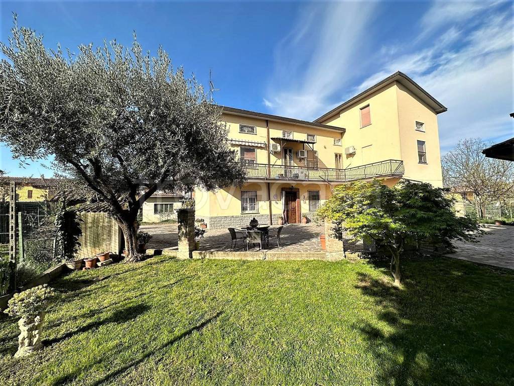 Villa in vendita a Voghera località Medassino
