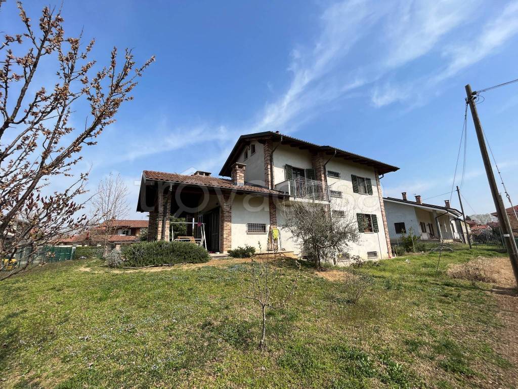 Villa in affitto a Riva presso Chieri via Circonvallazione, 13