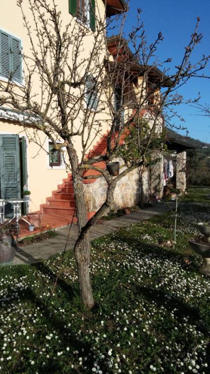 Villa in vendita a Luni via Isola Alta, 51