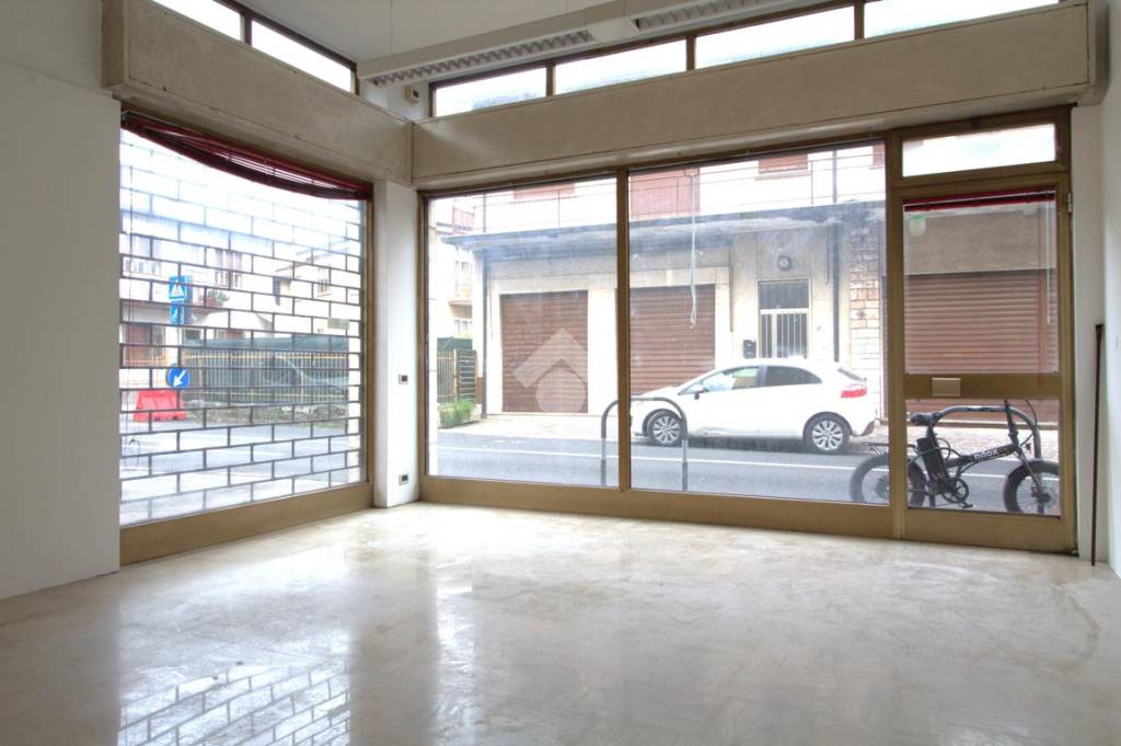 Garage in affitto ad Arzignano via Padre r. Giuliani, 20