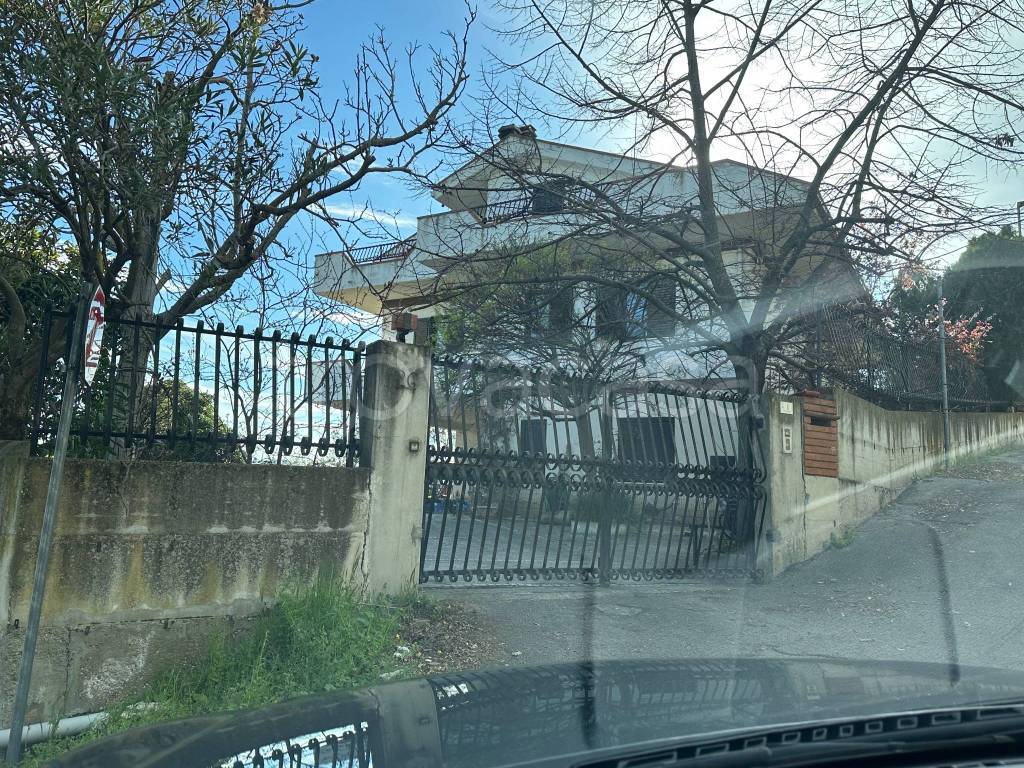 Villa in in vendita da privato a Montesilvano via Monte Fumaiolo, 26
