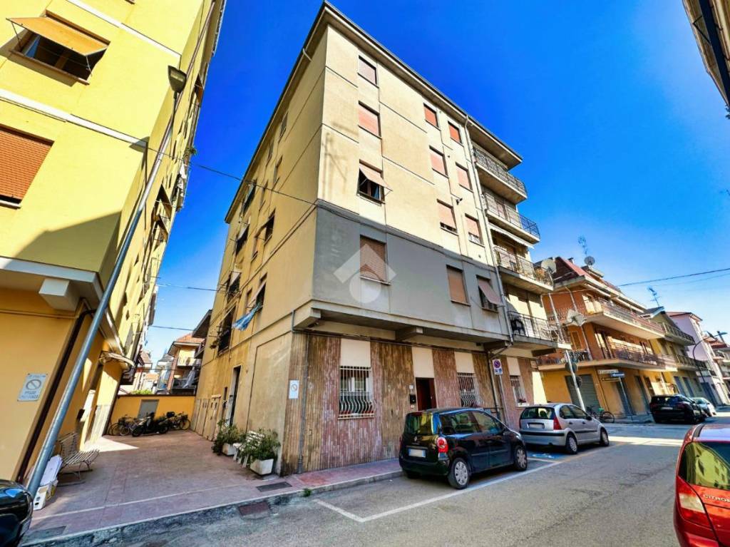 Appartamento in vendita a Grottammare via a. Manzoni, 103