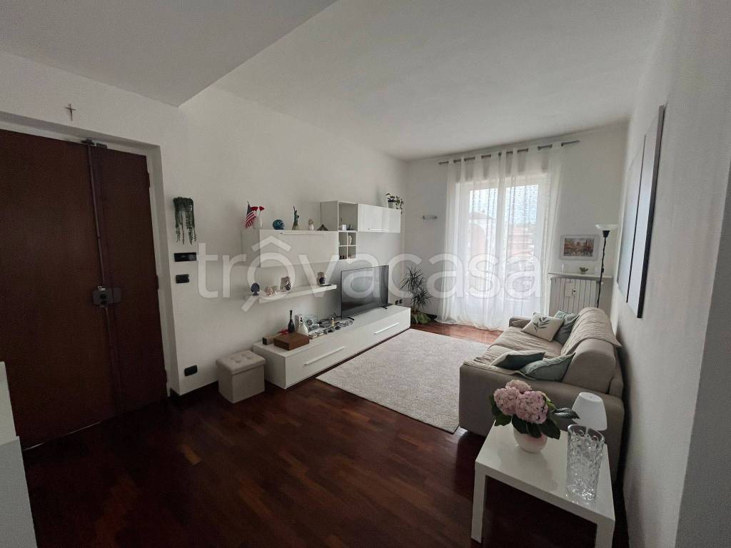 Appartamento in vendita ad Asti via Giuseppe Fantaguzzi, 6
