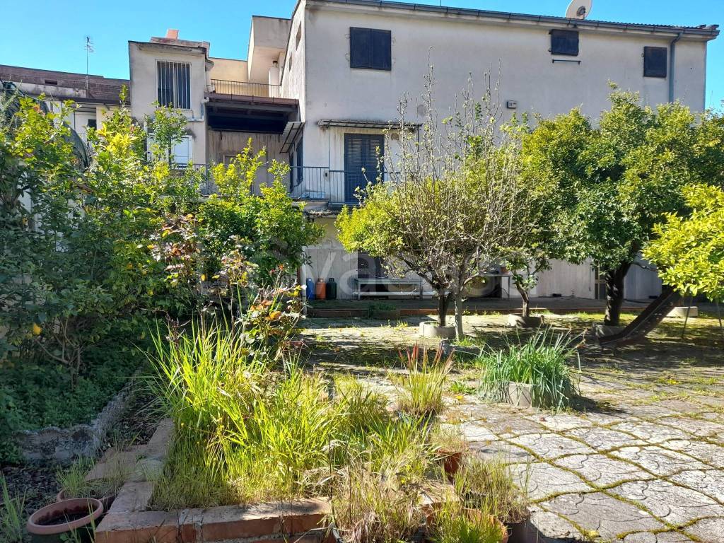 Appartamento in vendita a Maddaloni via San Francesco d'Assisi
