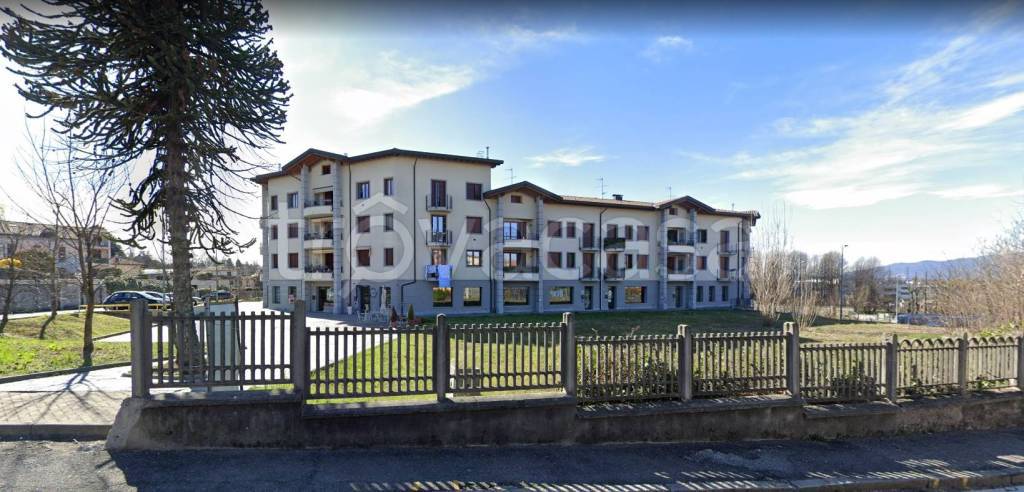 Appartamento in vendita a Besana in Brianza