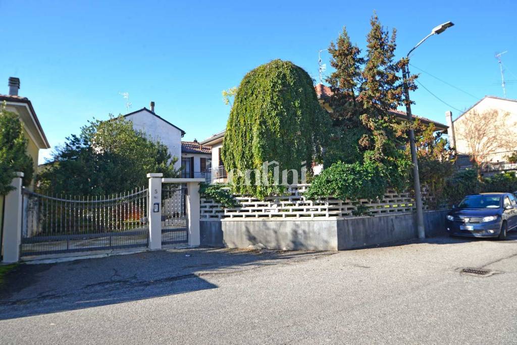 Villa Bifamiliare in vendita a Morano sul Po via Magenta