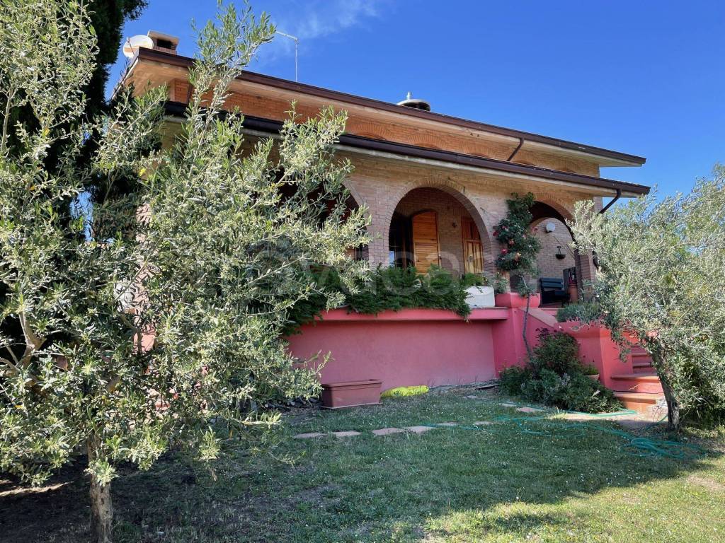 Villa Bifamiliare in in vendita da privato a Novafeltria via Ca' di Vico, 34