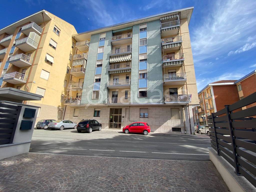 Appartamento in vendita a Nizza Monferrato via Valle San Giovanni, 7