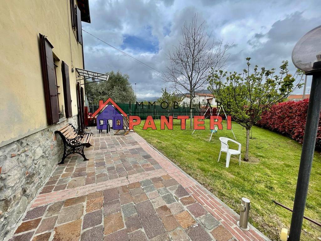 Villa in vendita a Pescia via Santovecchio, 32