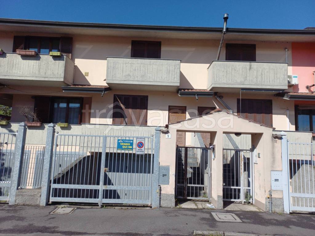 Villa a Schiera in vendita a Brembio via g. Falcone p. Borsellino