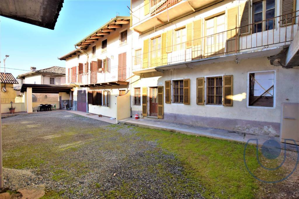 Appartamento in vendita a Castelnuovo Don Bosco via Vittorio Emanuele