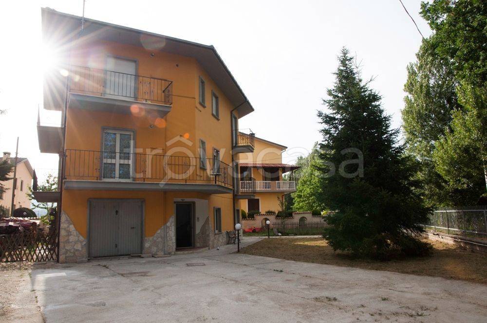 Villa Bifamiliare in in vendita da privato a L'Aquila via Palombaia, 22